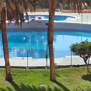 Appartement Très Bel Avec Piscine, Roses